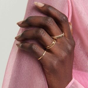 Diamonds Line Ring - Image 2